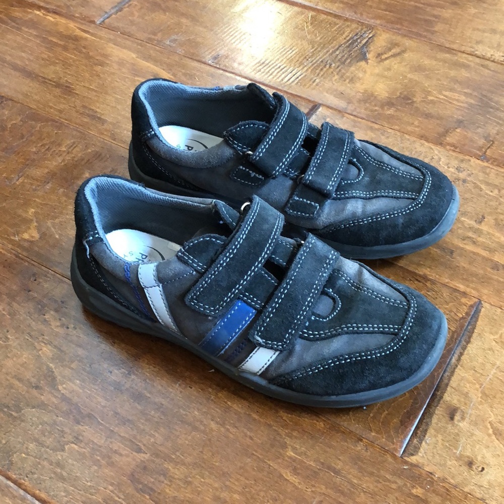 Boys PRIMIGI 35 3.5 Leather Hook Shoes Sneakers